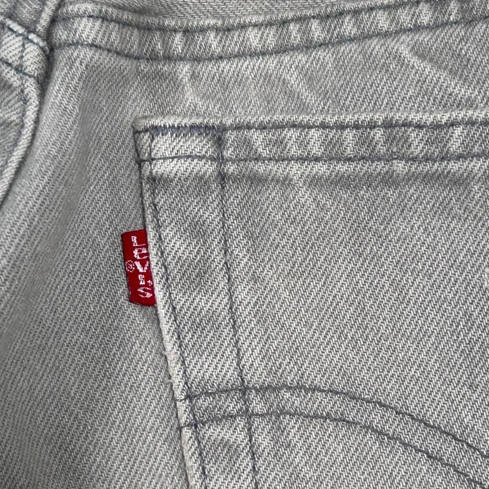 VTG 80s Levi's 501-0657 Gray Jeans Button Fly Mens 27x27 Cut Raw Hem Made in USA
